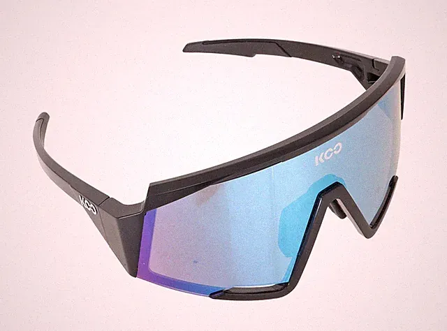 KOO Eyewear Spectro Cycling Sunglasses Black Blue Mirrored Lens Bike Road Gravel